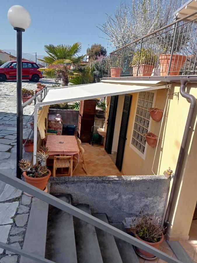Nina House Apartment Imperia Exterior photo