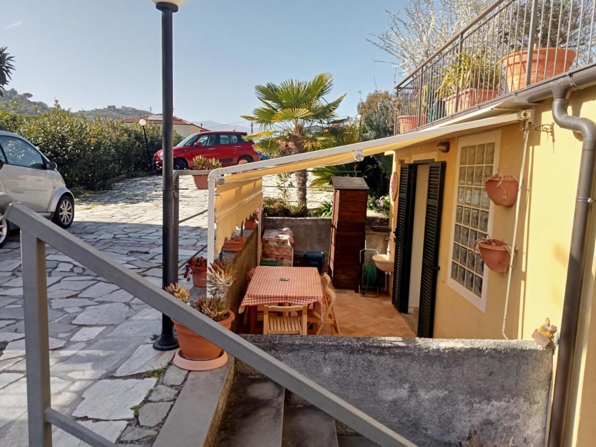 Nina House Apartment Imperia Exterior photo